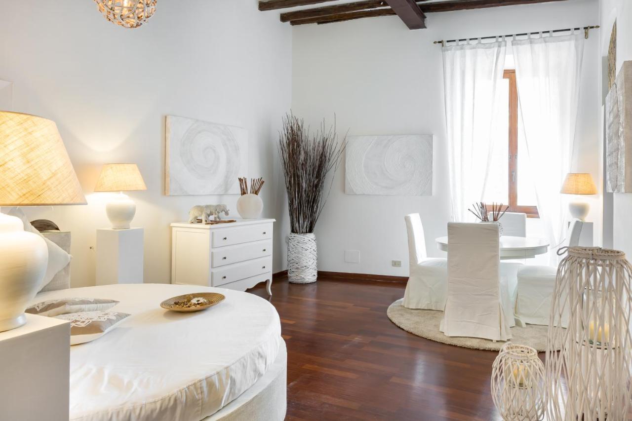 Ghetto Campo Dei Fiori Luxury White Rooms Rome Exterior photo